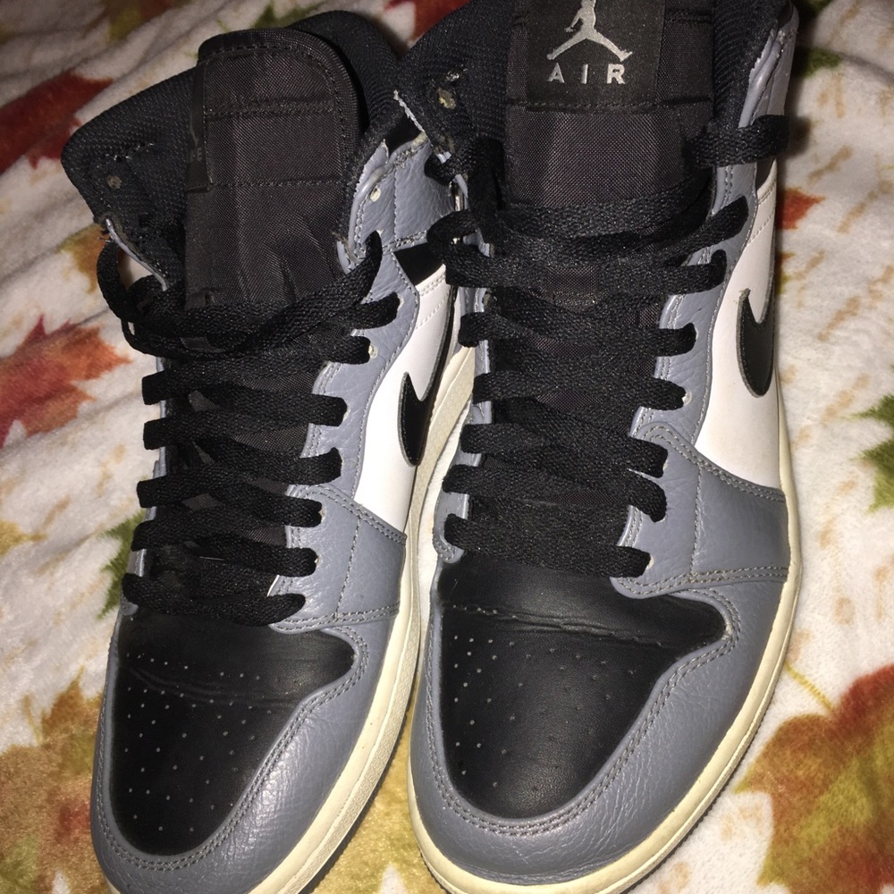 Nike air Jordan basketball shoes